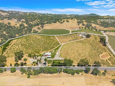 4076 - 4080 Old Redwood Highway
