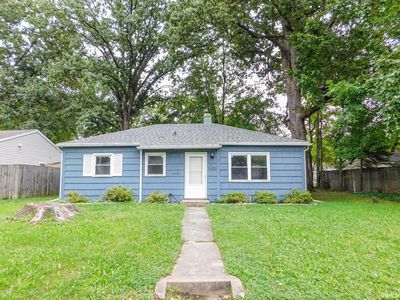 4601 Bowser Ave