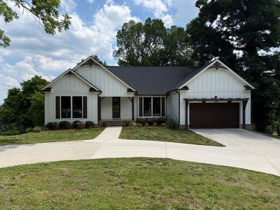 6296 Fairview Rd