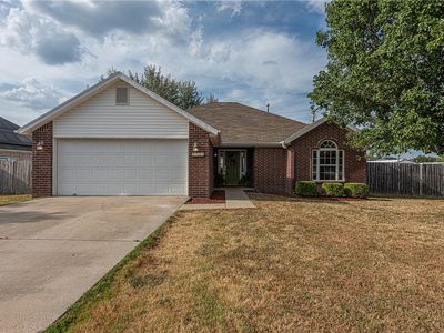 1242 Fox Trail Dr
