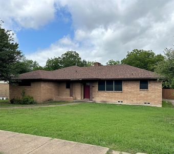 1315 Willow Creek Dr