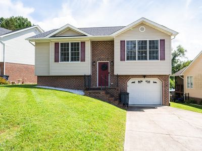 1015 Carrington Ct