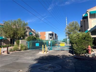 4425 Woodpine Dr Unit 103