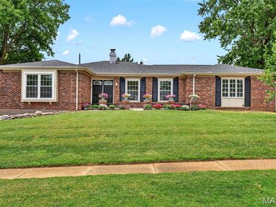 2075 Barcelona Dr