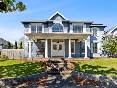 211 W Hazelnut Dr