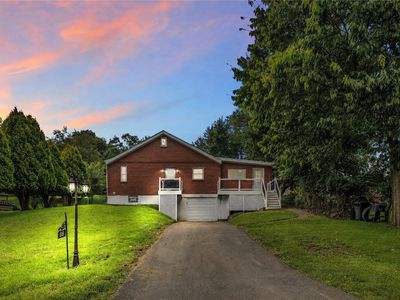 28 Petermans Ln