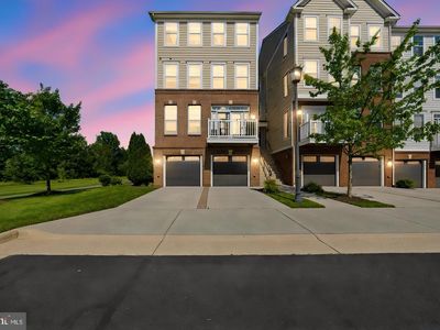 Property at 25202 Split Creek Ter, Chantilly, VA