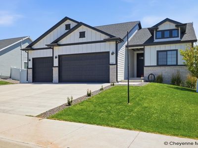 3717 Red Feather Trl