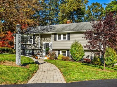 56 Sherwood Hill Dr