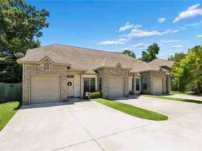 708 Heavens Dr