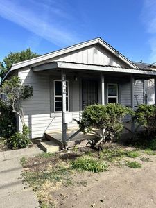 322 1st Ave