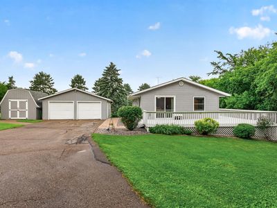 843 Yellowstone Trl