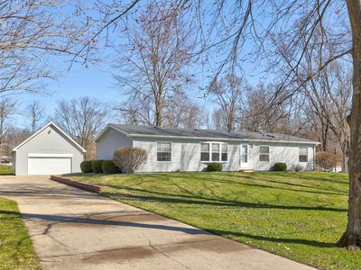 317 E Maple St