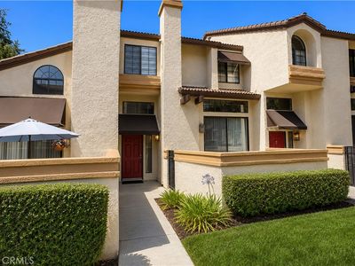 24 Rock Cliff Pl