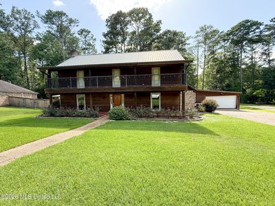 200 Stonington Dr