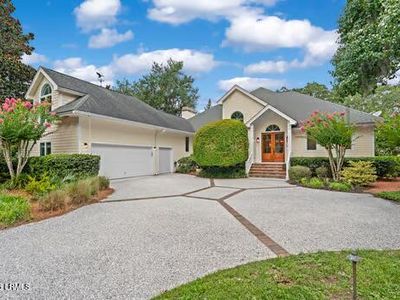 32 Sparrow Nest Point