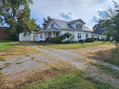 106 Holmes Dr