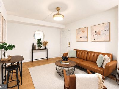 718 Park Rd NW APT 2