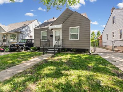 576 Garfield Ave