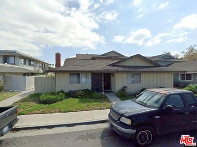 17082 Evergreen Cir