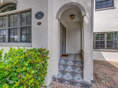 307 N Federal Highway