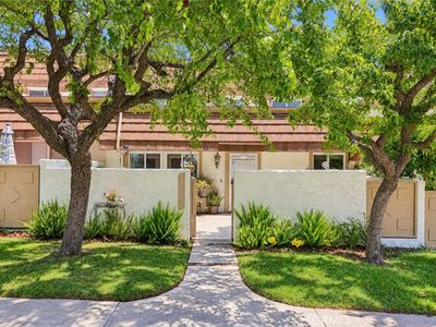 Property at 10161 Larwin Ave Unit 3, Chatsworth, CA