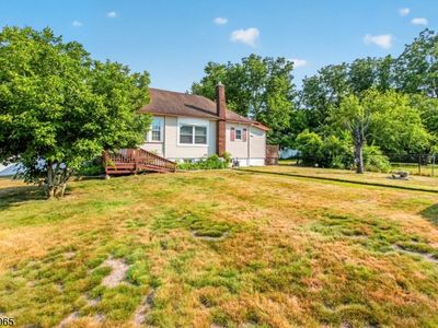 6 Crestwood Ct