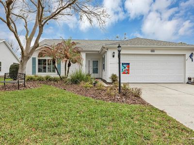26035 Oakmount Dr