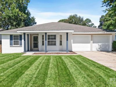 119 Lake Forest Blvd