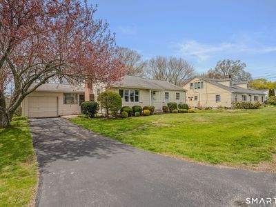 4 Champlin Hill Court