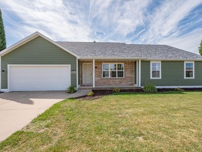 2352 Oak Ridge Cir