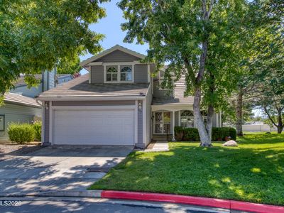832 Blue Falls Pl