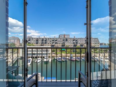 33 Commercial Wharf #41-42