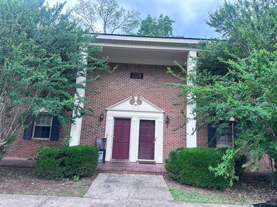 108 Country Club Dr APT F