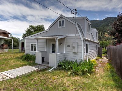 519 Iowa Ave