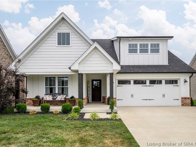7704 Linwood Circle