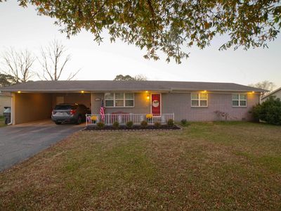 1002 Reynolds Rd