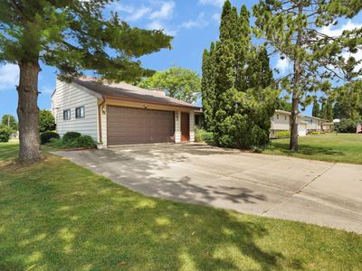Property at 409 S 5th Ave, New Hampton, IA
