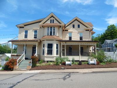 501 Main St