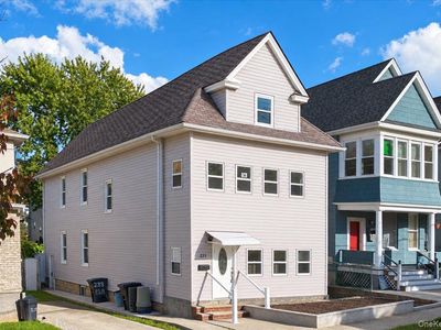 233 Elm Street