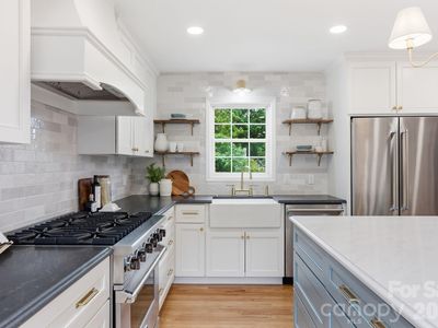 315 S Main St