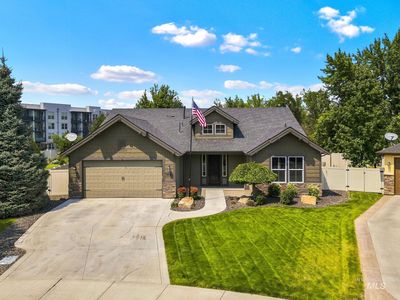 3640 E Granger Dr