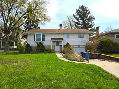 5921 Blodgett Ave