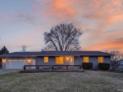 1109 Roods Lake Rd