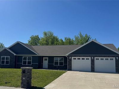 317 Braeburn Dr