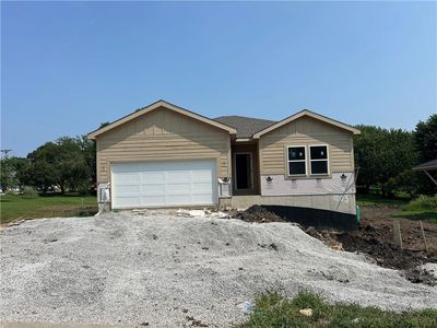 Property at 1203 Matthes Ln, Pleasant Hill, MO