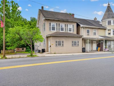 313 Main St