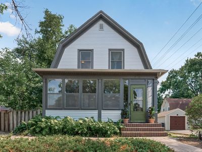 Property at 913 E 39th St, Minneapolis, MN
