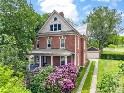 305 W Baumgardner Ave