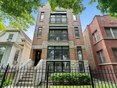 3422 N Bosworth Ave #2